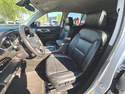 Used 2019 Chevrolet Traverse LT AWD/4WD image 18