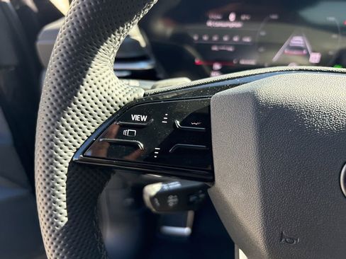 New 2025 Audi SQ5 Prestige image 23