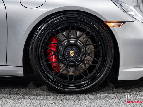 Used 2014 Porsche 911 Turbo image 15