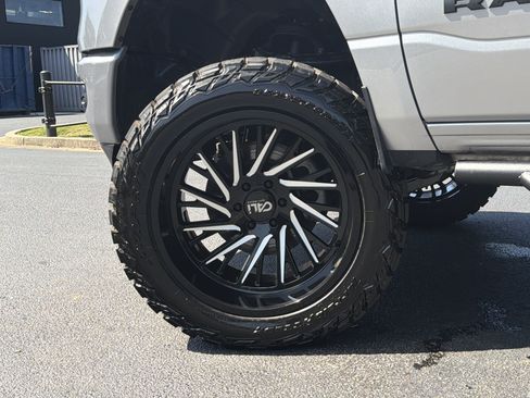Used 2023 RAM 1500 Big Horn AWD/4WD image 17