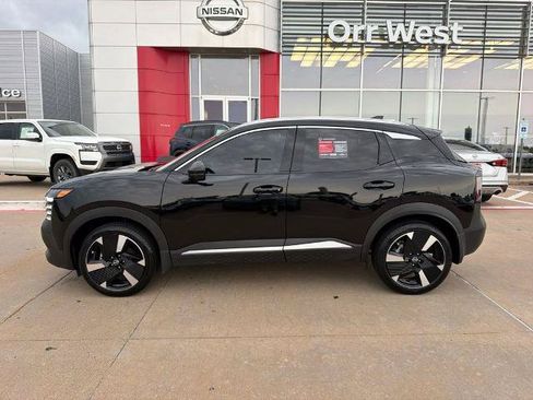 Certified 2025 Nissan Kicks SR AWD/4WD image 2