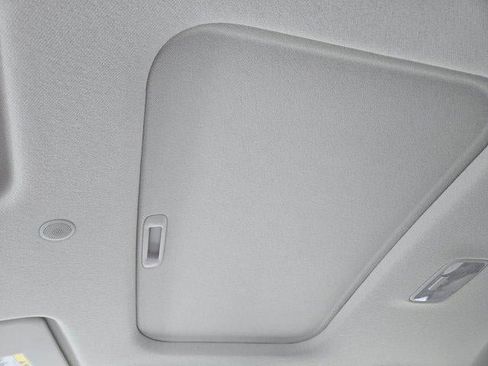 New 2026 Hyundai Venue SEL image 18