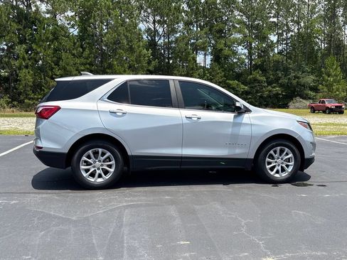 Used 2021 Chevrolet Equinox LT FWD image 27