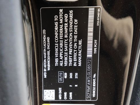 Used 2020 Aston Martin DB11 Coupe image 25