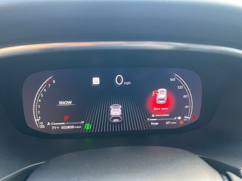 Used 2023 Acura MDX SH-AWD w/ Advance Package image 16