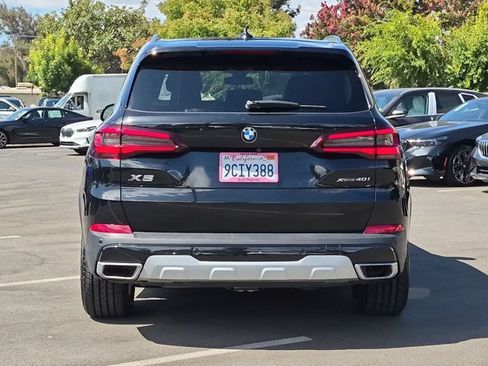 Certified 2022 BMW X5 xDrive40i w/ Premium Package AWD/4WD image 7