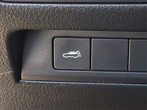 Used 2024 MAZDA CX-50 AWD 2.5 S w/ Preferred Package image 30