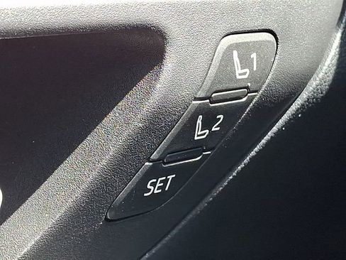 Used 2025 Toyota Grand Highlander AWD image 31