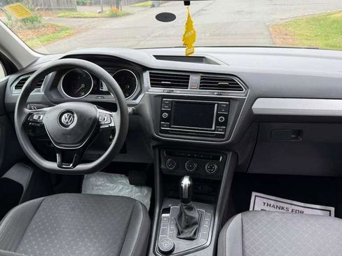 Used 2019 Volkswagen Tiguan S w/ 3rd Row Seat Package AWD/4WD image 10