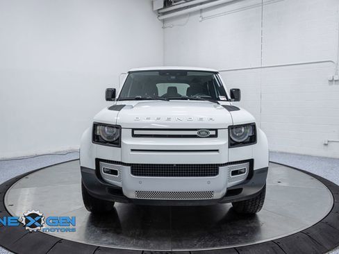 Used 2023 Land Rover Defender 110 S image 2