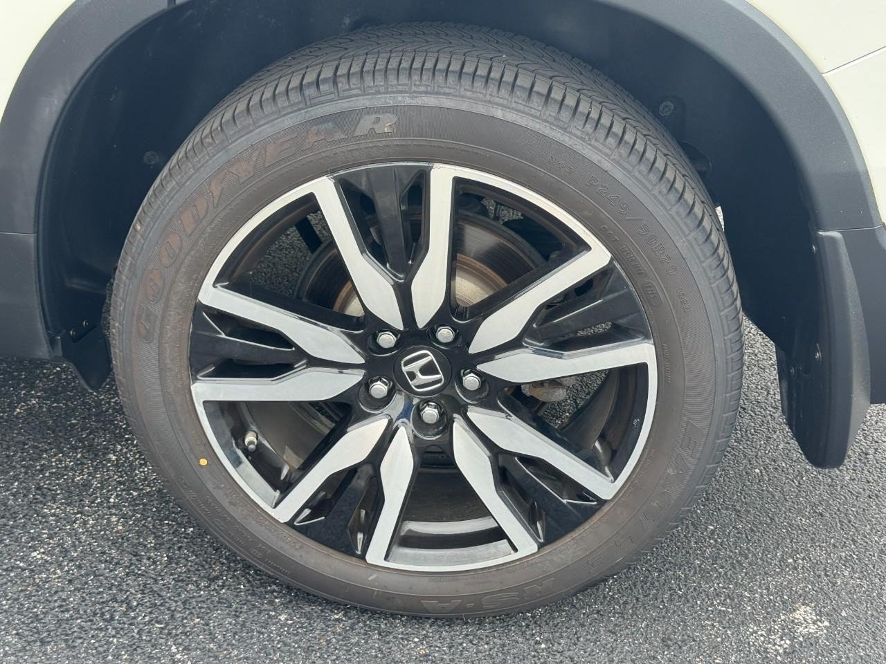 Used 2020 Honda Pilot Elite image 9