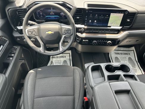 Used 2026 Chevrolet Silverado 1500 LT AWD/4WD image 23