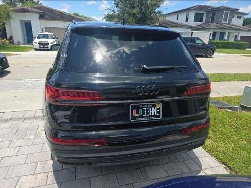 Used 2023 Audi Q7 2.0T Premium Plus w/ Premium Plus Package AWD/4WD image 12