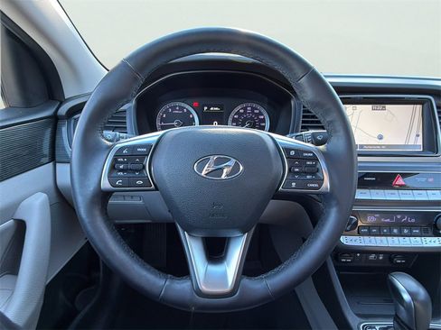Used 2018 Hyundai Sonata Limited w/ Limited Ultimate Package 03 image 29