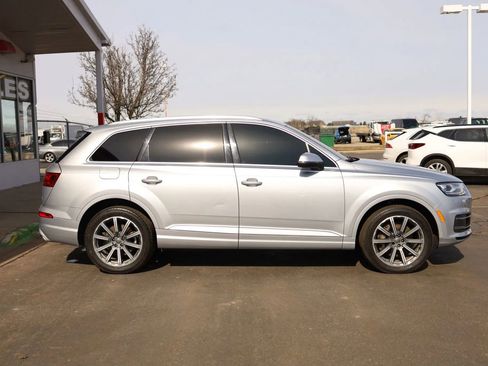 Used 2018 Audi Q7 3.0T Premium Plus w/ Premium Plus Package image 4