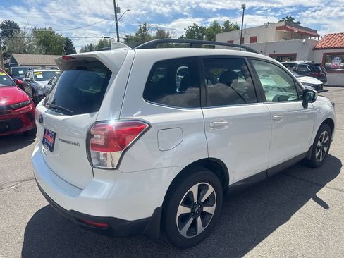 Used 2018 Subaru Forester 2.5i Limited AWD/4WD image 12