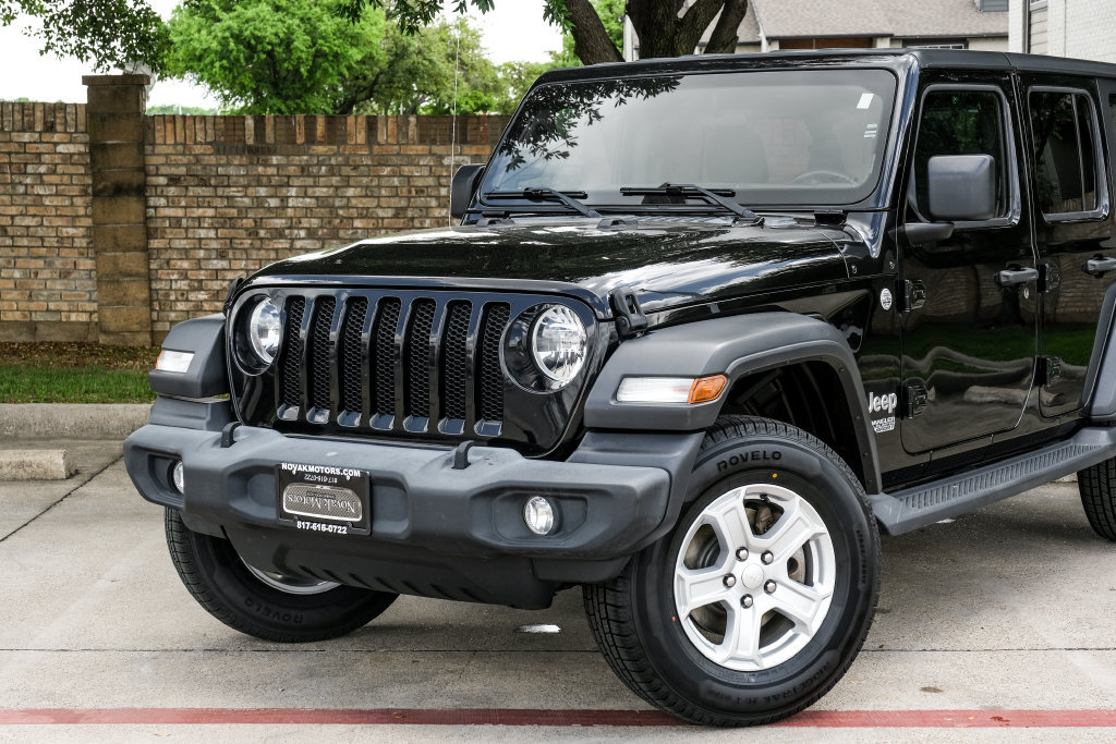 Used 2021 Jeep Wrangler Unlimited Sport AWD/4WD image 13