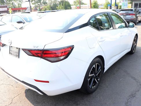 Used 2024 Nissan Sentra SV FWD image 5