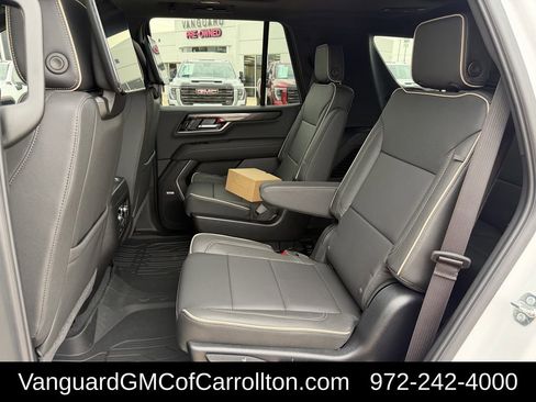 New 2026 GMC Yukon Elevation w/ Elevation Premium Package AWD/4WD image 25