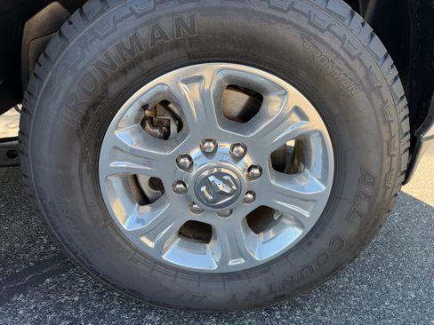 Used 2024 RAM 2500 Big Horn AWD/4WD image 22