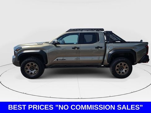 Used 2025 Toyota Tacoma 4x4 Double Cab Hybrid image 6
