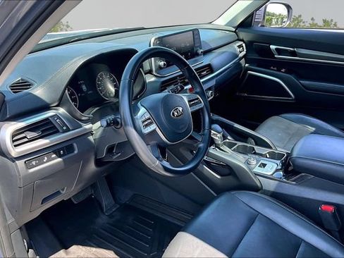 Used 2021 Kia Telluride S FWD image 12