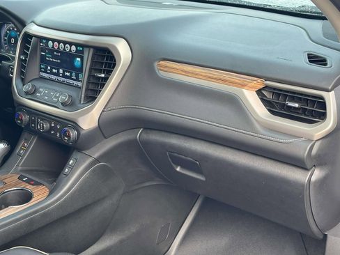 Used 2017 GMC Acadia Denali w/ Technology Package image 28