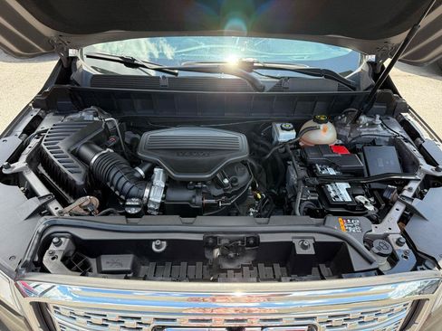 Used 2019 GMC Acadia Denali w/ Technology Package FWD image 48