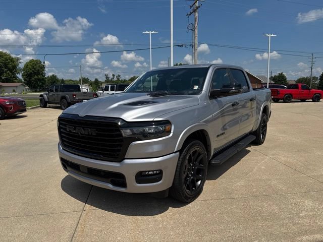 Used 2025 RAM 1500 Laramie w/ Night Edition AWD/4WD image 3
