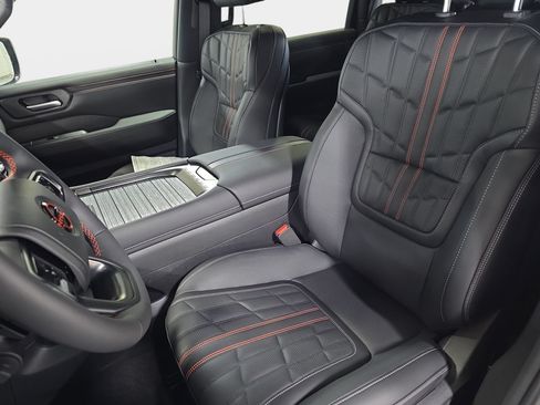 New 2026 Nissan Armada PRO-4X AWD/4WD image 15