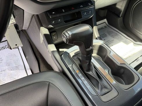 Used 2018 Chevrolet Colorado Z71 w/ Z71 Midnight Edition image 20