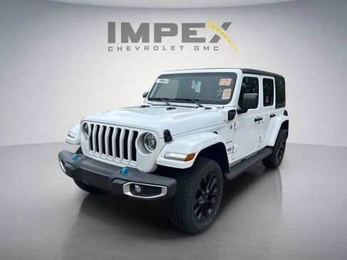 Used 2023 Jeep Wrangler Unlimited Sahara w/ Cold Weather Group AWD/4WD image 1