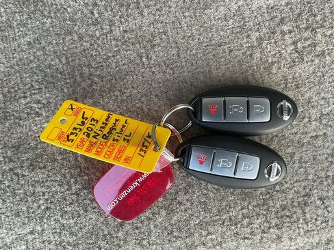 Used 2013 Nissan Rogue SL image 22