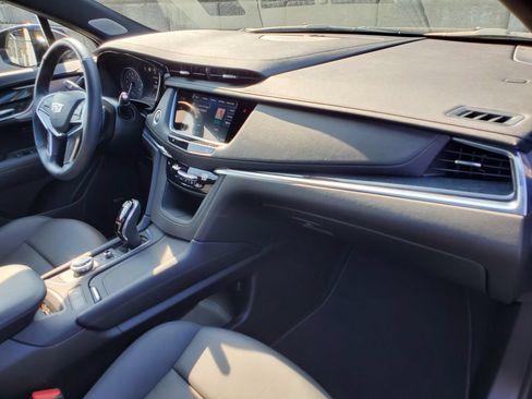 Used 2023 Cadillac XT5 Premium Luxury w/ Technology Package AWD/4WD image 34