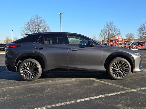 Used 2023 Lexus RZ 450e Premium image 7