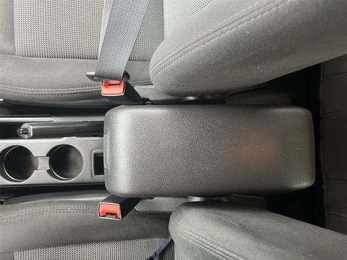 Used 2016 Jeep Patriot Sport image 19