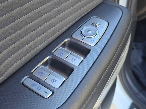 Used 2024 Hyundai Palisade Calligraphy image 27
