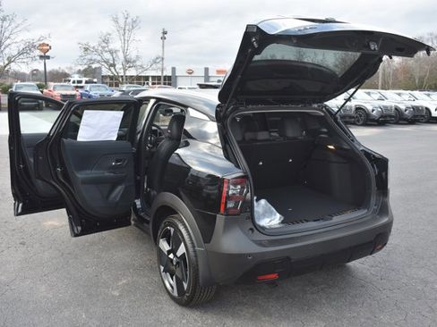 New 2026 Nissan Kicks SR w/ SR Premium Package AWD/4WD image 16