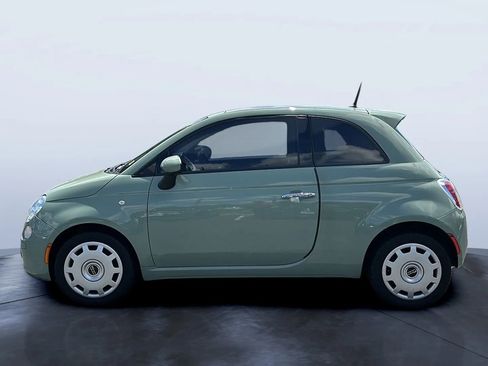 Used 2015 FIAT 500 Pop FWD image 2