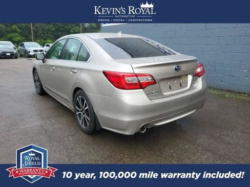 Used 2017 Subaru Legacy 2.5i Premium AWD/4WD image 8