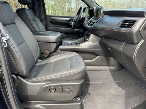 Used 2024 Chevrolet Tahoe RST w/ Luxury Package AWD/4WD image 14