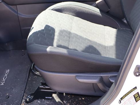 Used 2023 Nissan Kicks SV FWD image 14