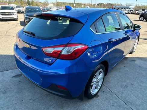 Used 2017 Chevrolet Cruze LT w/ Convenience Package image 5