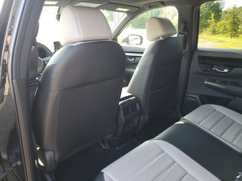 Used 2025 Honda CR-V Sport Touring image 12