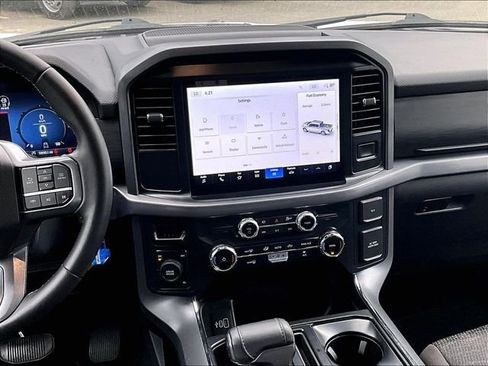 Used 2025 Ford F150 XLT w/ Equipment Group 301A Standard AWD/4WD image 6