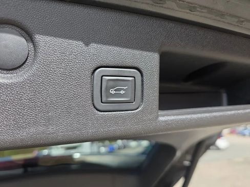 Used 2019 Chevrolet Equinox LT image 49