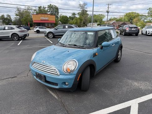 Used 2009 MINI Cooper Hardtop FWD image 4