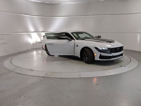 New 2026 Ford Mustang Dark Horse image 7