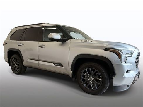 Used 2023 Toyota Sequoia 4WD image 9