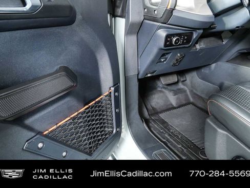 Used 2023 Ford Bronco Raptor AWD/4WD image 7